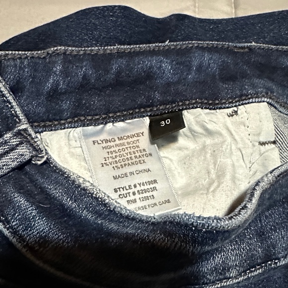 Women’s Flying Monkey Jeans - Picture 3 of 4